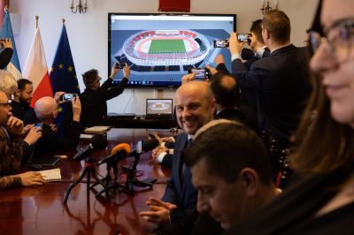 fotografia z konferencji prasowej dot. ogłoszenia przetargu na Podkarpackie Centrum Lekkiej Atletyki fot. Grzegorz Bukała